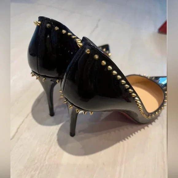 Christian Louboutin Signature Black Heels - Picture 2 of 3